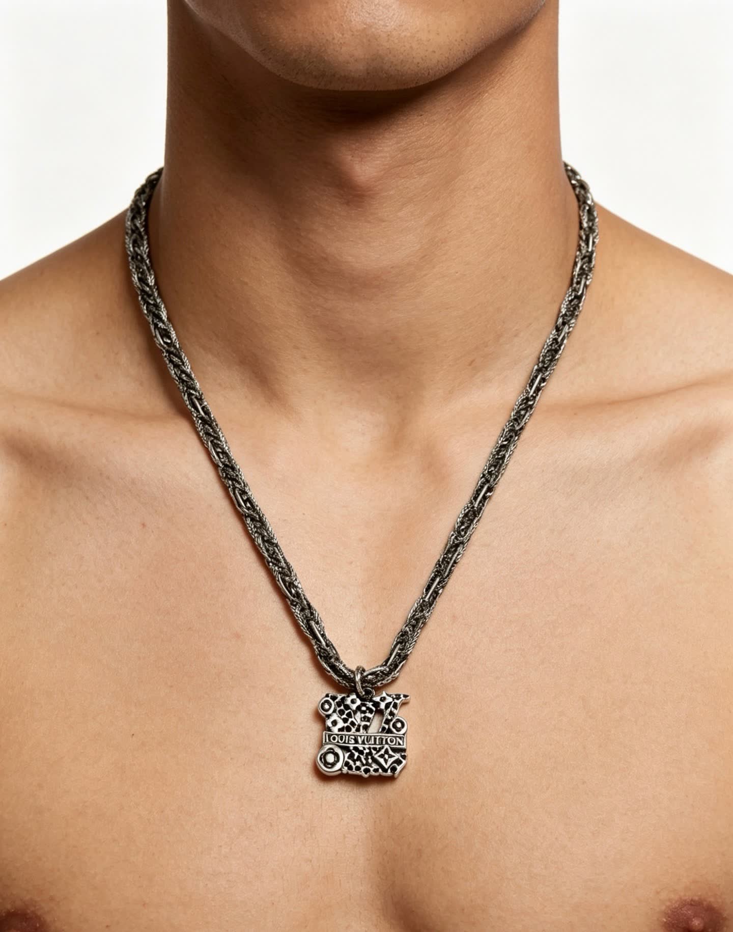 Louis Vuitton Silver Tone Chain Necklace